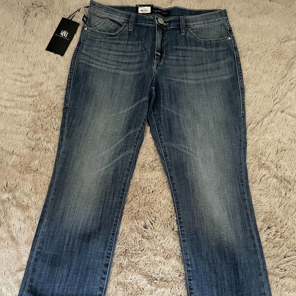 New! Rock & Republic Capri Jeans - Picture 3 of 4